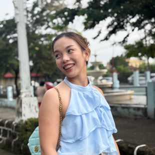 Pretty Filipina Girl