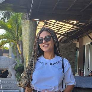 A Beautiful Filipina Girl