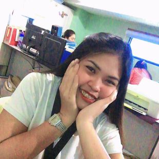 A Beautiful Filipina Girl