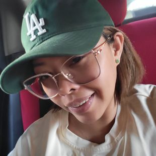 Pretty Filipina Girl