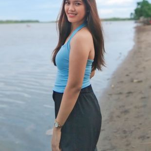 A Beautiful Filipina Girl