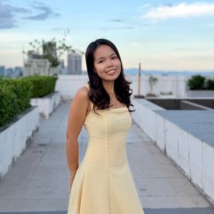 A Beautiful Filipina Girl