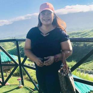 A Beautiful Filipina Girl