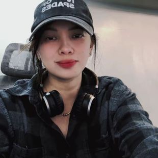 A Beautiful Filipina Girl