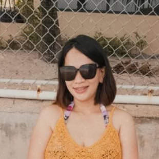 A Beautiful Filipina Girl