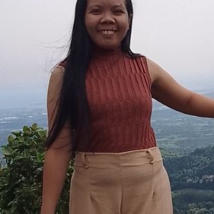 A Beautiful Filipina Girl