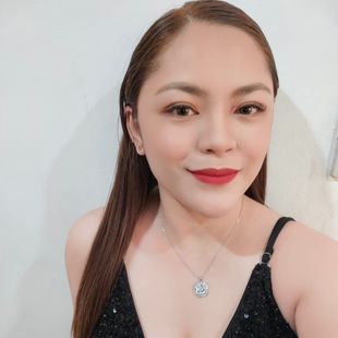 A Beautiful Filipina Girl
