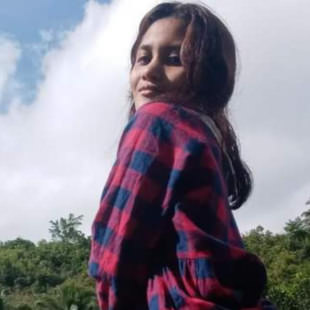 A Beautiful Filipina Girl