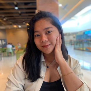 A Beautiful Filipina Girl