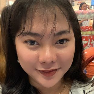 A Beautiful Filipina Girl
