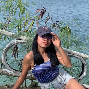 A Beautiful Filipina Girl