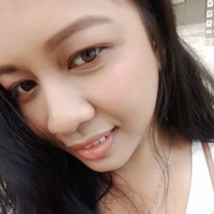A Beautiful Filipina Girl