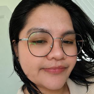 A Beautiful Filipina Girl