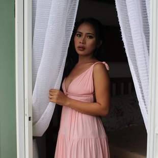 Pretty Filipina Girl