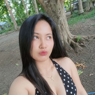 A Beautiful Filipina Girl