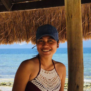 A Beautiful Filipina Girl