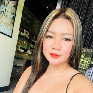 A Beautiful Filipina Girl
