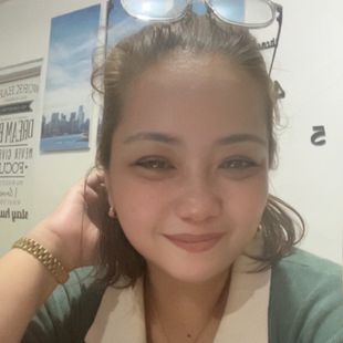 Pretty Filipina Girl
