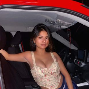 A Beautiful Filipina Girl