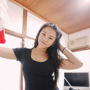 A Beautiful Filipina Girl