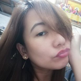 A Beautiful Filipina Girl