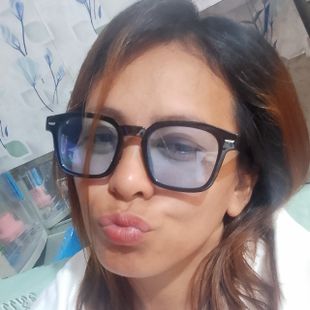 A Beautiful Filipina Girl