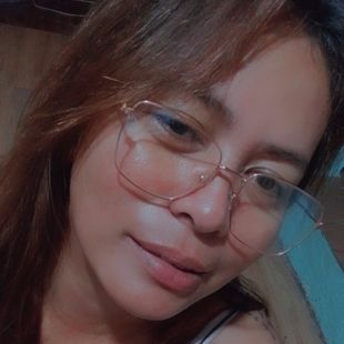 A Beautiful Filipina Girl