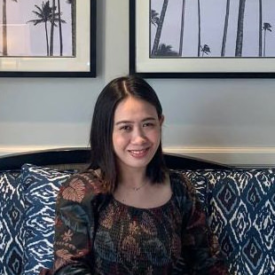 A Beautiful Filipina Girl