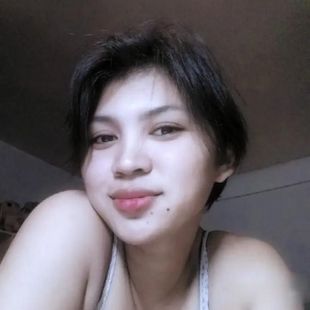 A Beautiful Filipina Girl