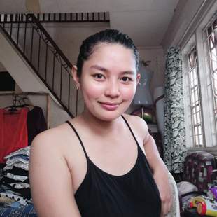 A Beautiful Filipina Girl