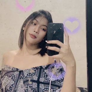 A Beautiful Filipina Girl