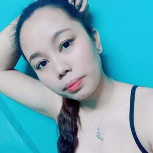 A Beautiful Filipina Girl