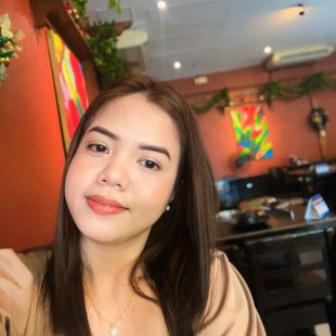 A Beautiful Filipina Girl