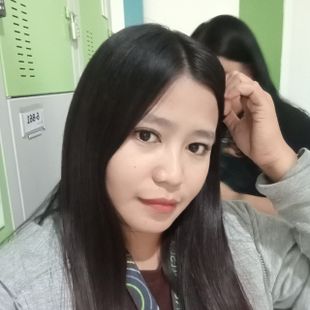 A Beautiful Filipina Girl