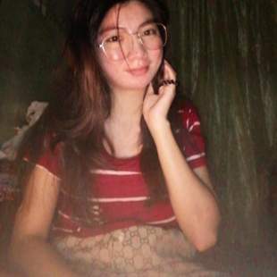 A Beautiful Filipina Girl