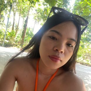 A Beautiful Filipina Girl