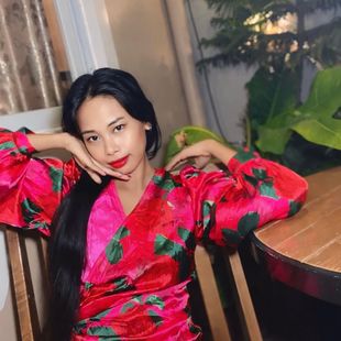 A Beautiful Filipina Girl