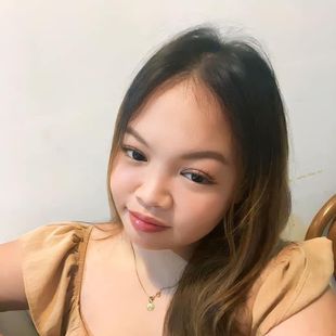 A Beautiful Filipina Girl