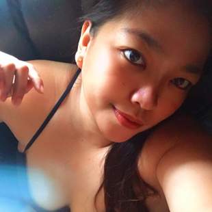 A Beautiful Filipina Girl
