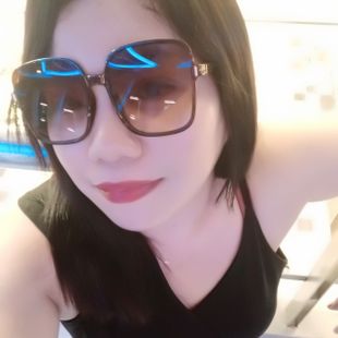 A Beautiful Filipina Girl