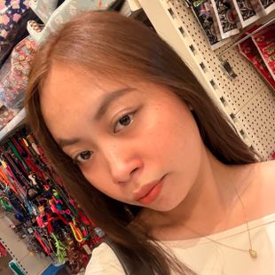 A Beautiful Filipina Girl