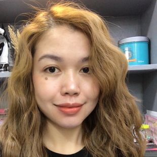 A Beautiful Filipina Girl