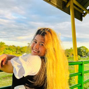 A Beautiful Filipina Girl