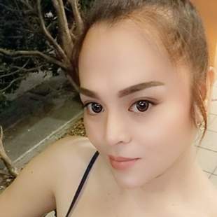 Filipina Ladyboy