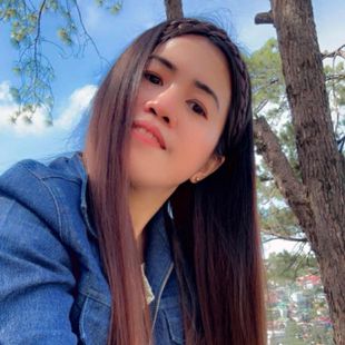 A Beautiful Filipina Girl