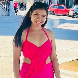 A Beautiful Filipina Girl