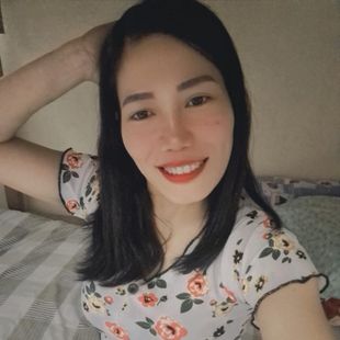 A Beautiful Filipina Girl