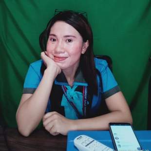 A Beautiful Filipina Girl