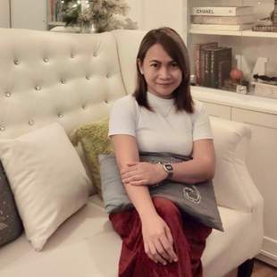A Beautiful Filipina Girl