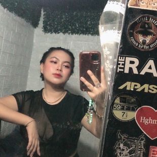 A Beautiful Filipina Girl